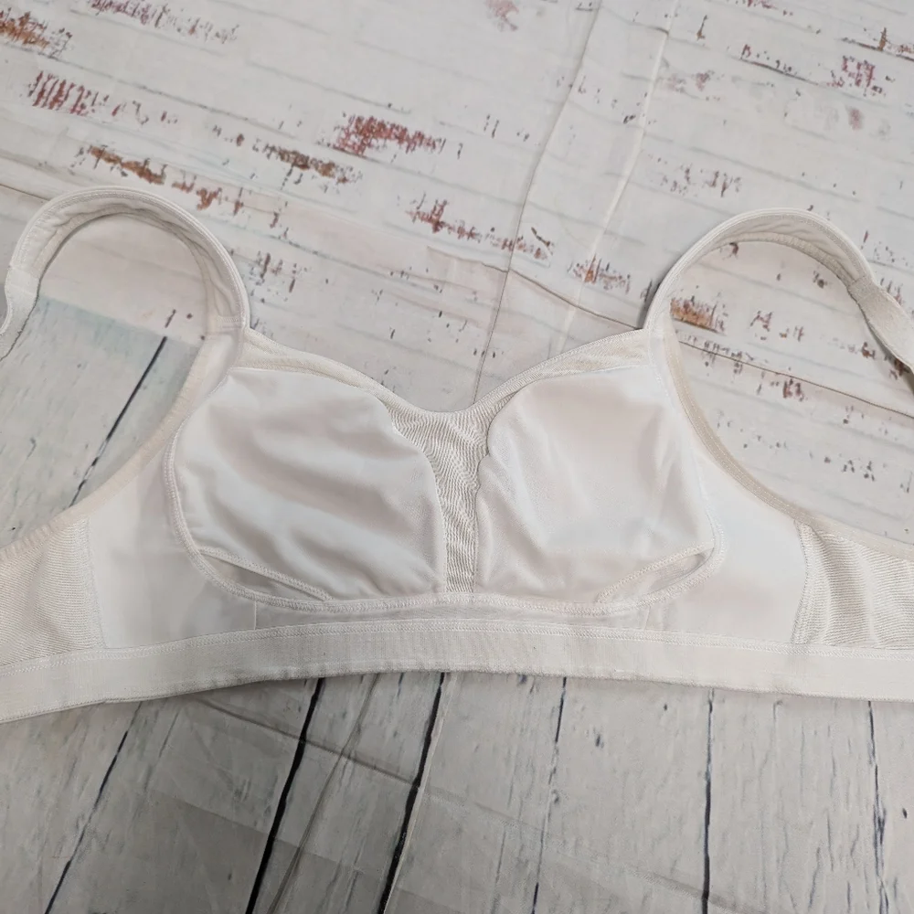 Lululemon adjustable sports bra